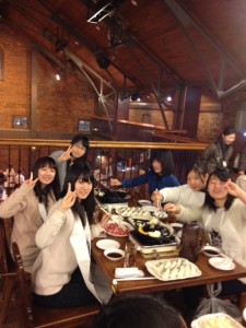 食べる２
